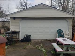Foreclosed Home - 8111 GOODMAN AVE, 44105