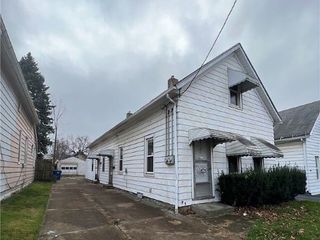 Foreclosed Home - 6906 KRAKOW AVE, 44105