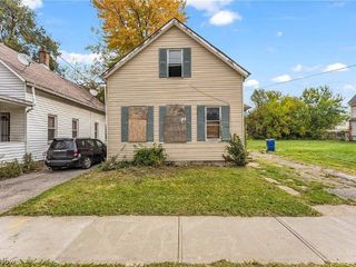 Foreclosed Home - 3811 E 55TH ST, 44105