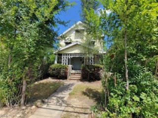 Foreclosed Home - 12203 UNION AVE, 44105