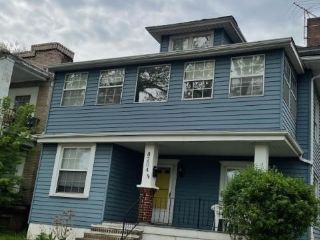 Foreclosed Home - 8204 VINEYARD AVE, 44105