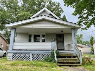 Foreclosed Home - 10102 SANDUSKY AVE, 44105