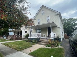 Foreclosed Home - 4296 E 114TH ST, 44105