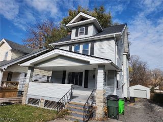 Foreclosed Home - 12611 MAPLEROW AVE, 44105