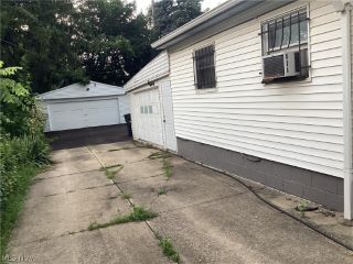 Foreclosed Home - 12500 REXFORD AVE, 44105