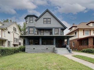 Foreclosed Home - 10705 DREXEL AVE, 44108