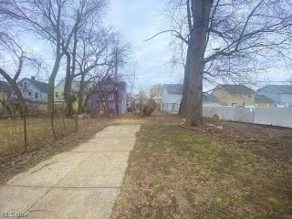 Foreclosed Home - 10625 ENGLEWOOD AVE, 44108
