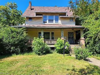 Foreclosed Home - 10803 GRANTWOOD AVE, 44108