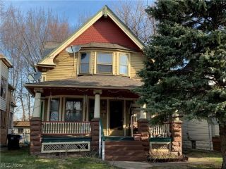 Foreclosed Home - 3944 CARLYLE AVE, 44109