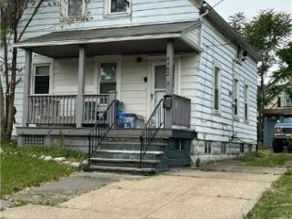 Foreclosed Home - 4482 W 28TH ST, 44109