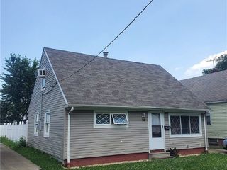 Foreclosed Home - 3906 ARCHMERE AVE, 44109