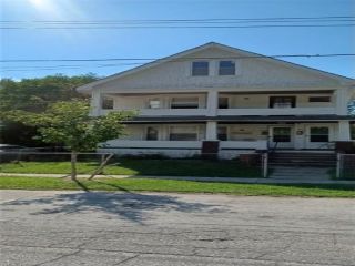 Foreclosed Home - 918 E 144TH ST, 44110