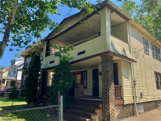 Foreclosed Home - 961 E 143RD ST, 44110