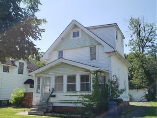 Foreclosed Home - 1462 E 172ND ST, 44110