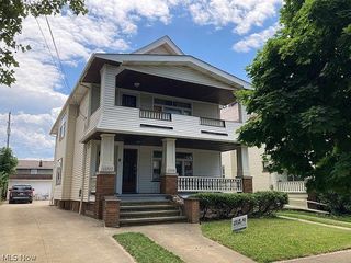 Foreclosed Home - 11517 FLORIAN AVE, 44111