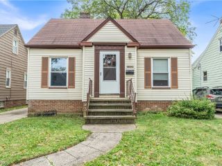 Foreclosed Home - 13829 COURTLAND AVE, 44111