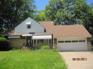 Foreclosed Home - 2172 CRESCENT DR, 44117
