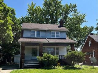 Foreclosed Home - 22502 CHARDON RD, 44117