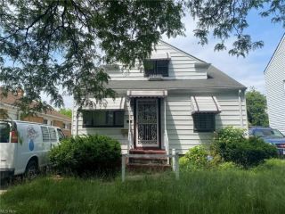 Foreclosed Home - 3396 E 147TH ST, 44120