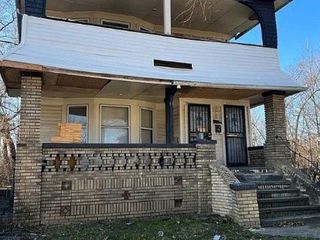 Foreclosed Home - 3332 E 145TH ST, 44120
