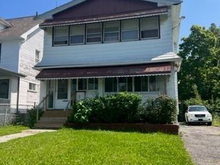 Foreclosed Home - 3275 E 123RD ST, 44120