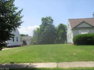 Foreclosed Home - 3714 PENNINGTON RD, 44120