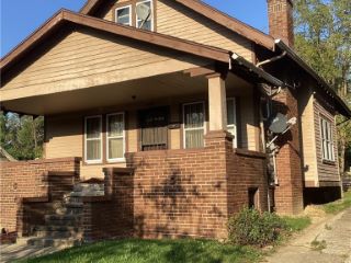Foreclosed Home - 3657 E 149TH ST, 44120