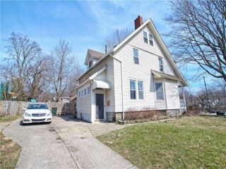 Foreclosed Home - 1006 E GREEN RD, 44121