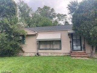 Foreclosed Home - 18055 DAVID DR, 44121