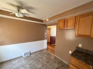 Foreclosed Home - 24850 ZEMAN AVE, 44123