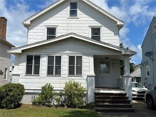 Foreclosed Home - 21871 BALL AVE, 44123