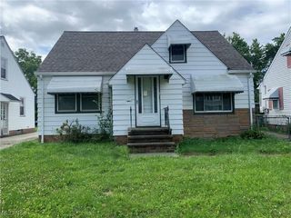 Foreclosed Home - 21400 WILMORE AVE, 44123