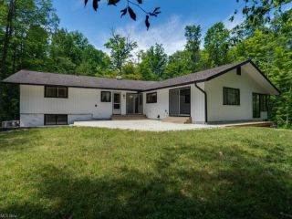 Foreclosed Home - 6 LOUIS DR, 44124