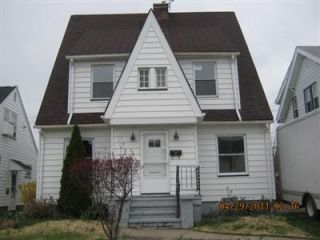 Foreclosed Home - 10215 S HIGHLAND AVE, 44125
