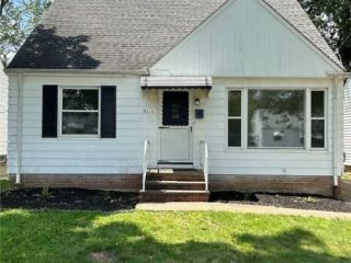 Foreclosed Home - 5428 E 135TH ST, 44125
