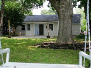 Foreclosed Home - 4186 W 220TH ST, 44126