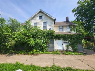 Foreclosed Home - 3429 E 65TH ST, 44127