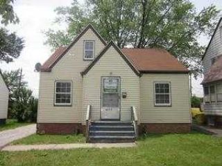 Foreclosed Home - 4472 INGLESIDE RD, 44128