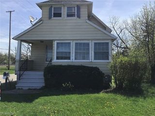 Foreclosed Home - 4353 E 154TH ST, 44128