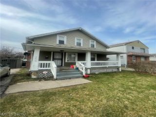 Foreclosed Home - 4650 E 147TH ST, 44128