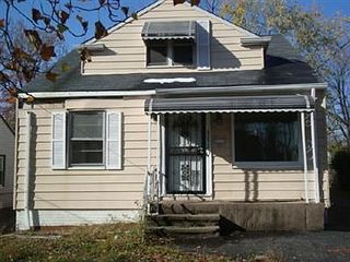 Foreclosed Home - 4292 E 164TH ST, 44128