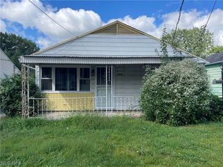 Foreclosed Home - 4660 E 173RD ST, 44128