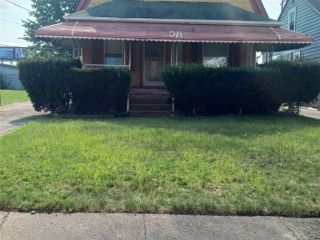 Foreclosed Home - 16412 TALFORD AVE, 44128