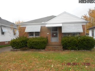 Foreclosed Home - 8220 LANYARD DR, 44129