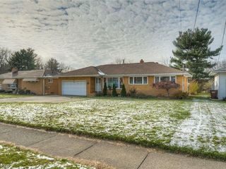 Foreclosed Home - List 100519438