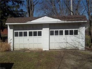 Foreclosed Home - 5954 PEARL RD, 44130