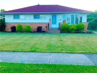 Foreclosed Home - 7246 OAKWOOD RD, 44130