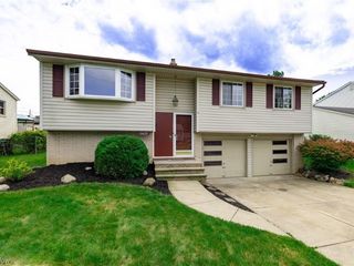 Foreclosed Home - 11425 JOHNSON DR, 44130