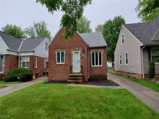 Foreclosed Home - 415 E 272ND ST, 44132