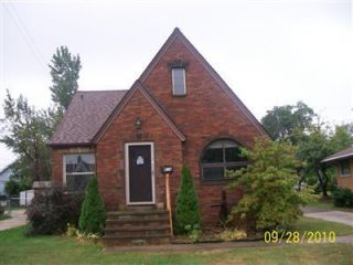 Foreclosed Home - 1819 TUXEDO AVE, 44134